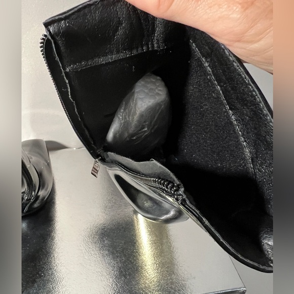 Chunky High Heel Black Patent Faux Leather Ankle Boots Size 8 - Picture 10 of 10